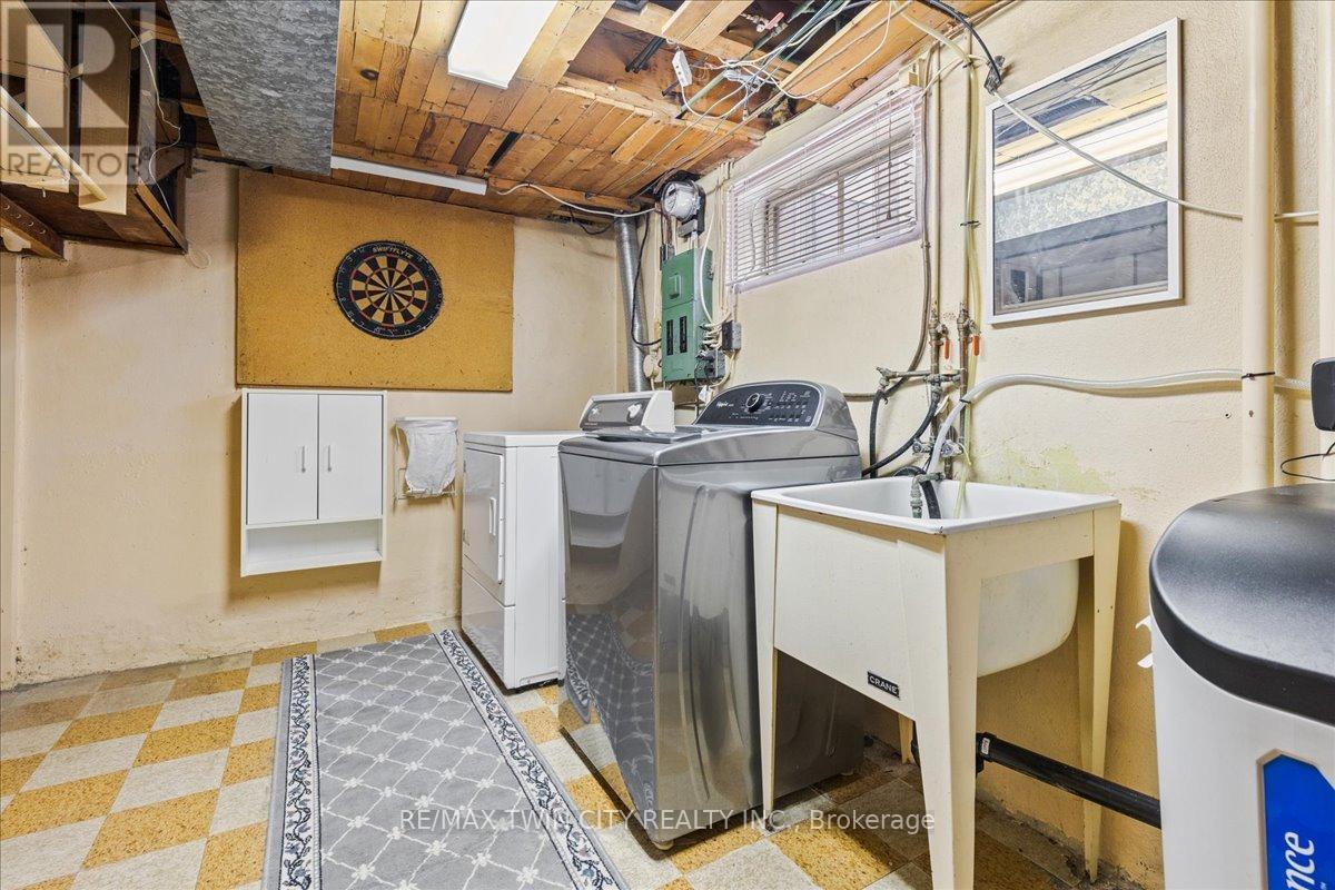 943 Winterhalt Avenue, Cambridge, Ontario  N3H 4J7 - Photo 36 - X12479176