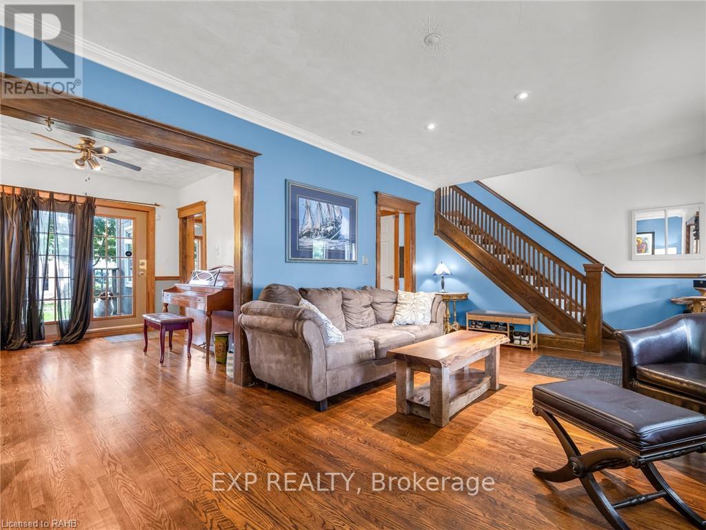 6370 High Street, Niagara Falls, Ontario  L2G 1N1 - Photo 2 - X12479180