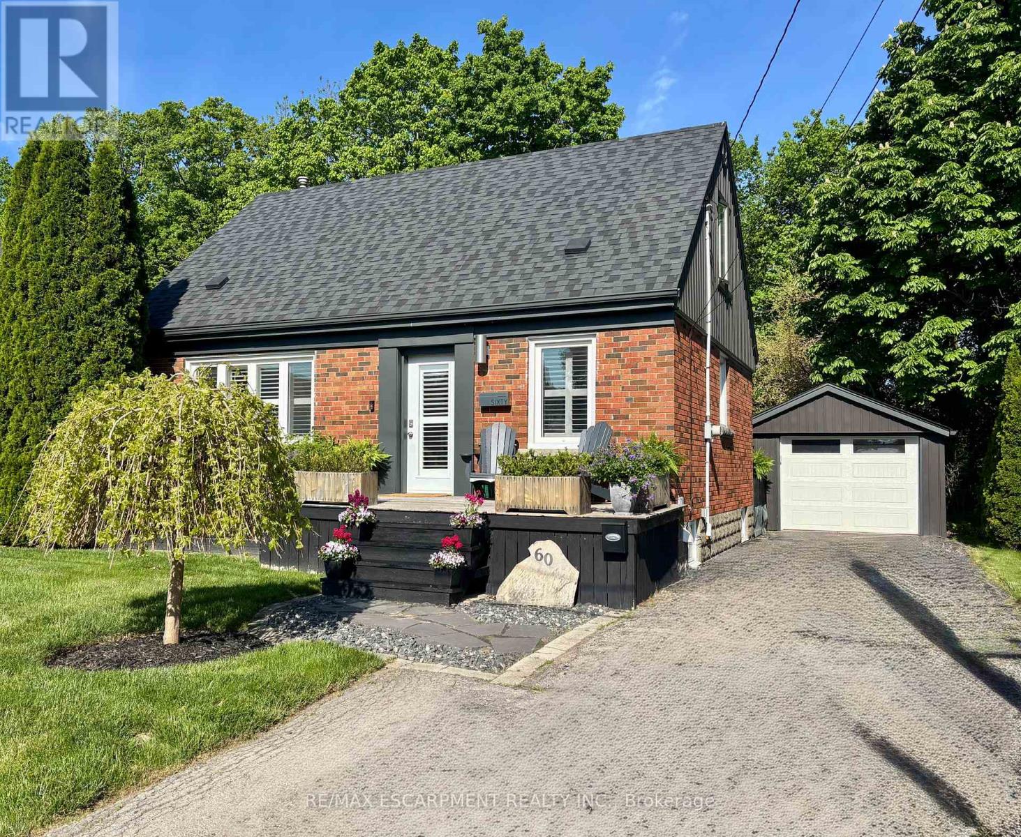 60 GALBRAITH DRIVE, Hamilton, Ontario