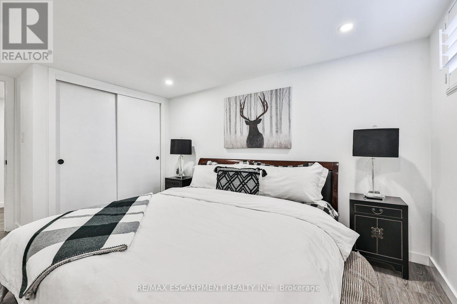 60 Galbraith Drive, Hamilton, Ontario  L8G 1Z9 - Photo 34 - X12479203