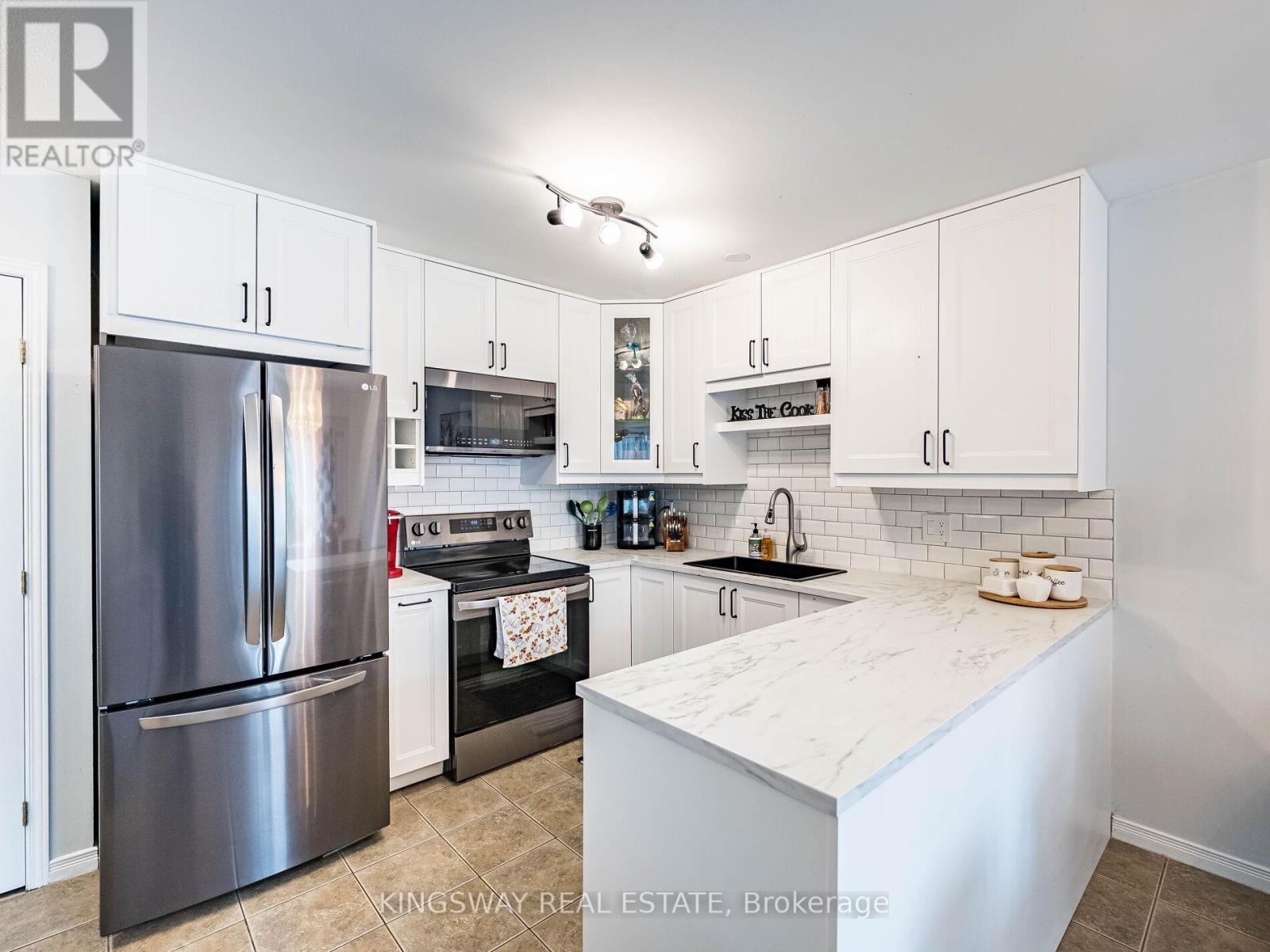 278 Southbrook Drive, Hamilton, Ontario  L0R 1C0 - Photo 17 - X12479217