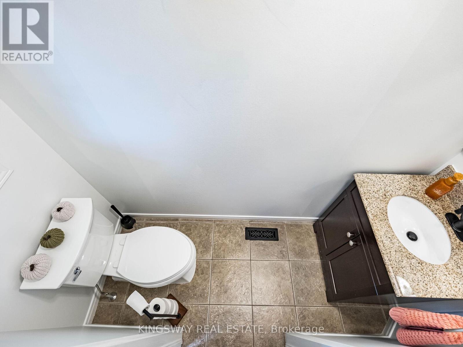278 Southbrook Drive, Hamilton, Ontario  L0R 1C0 - Photo 21 - X12479217