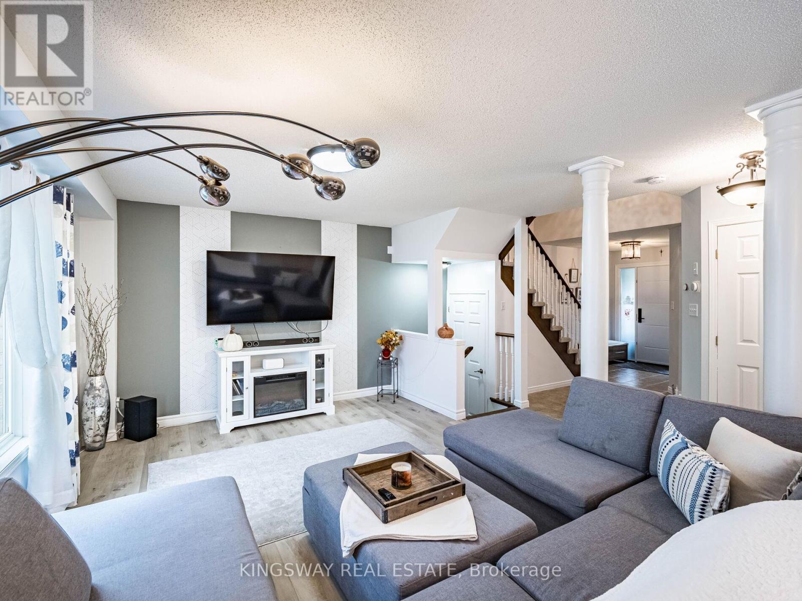 278 Southbrook Drive, Hamilton, Ontario  L0R 1C0 - Photo 9 - X12479217