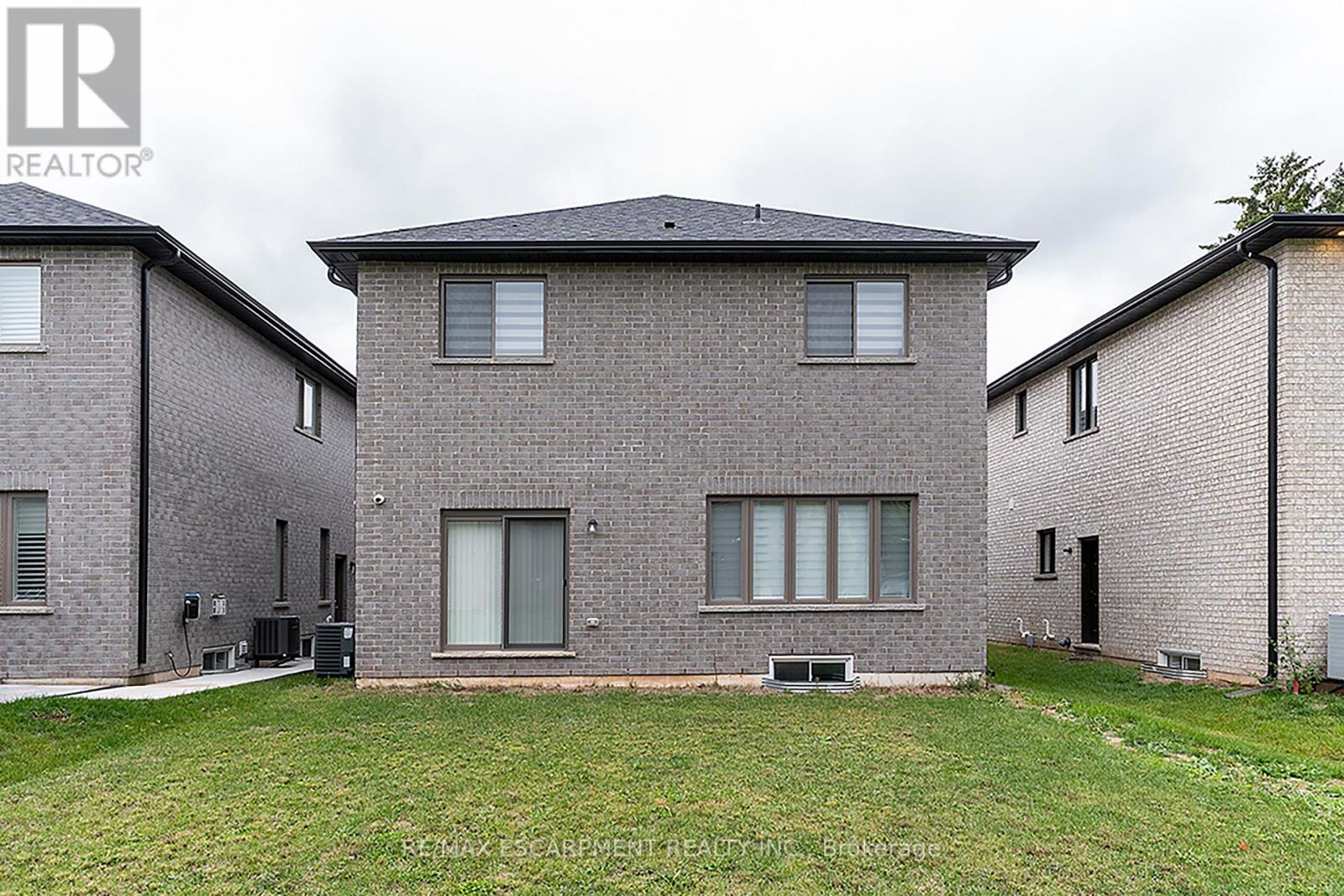 44 Miller Drive, Hamilton, Ontario  L9G 2J1 - Photo 25 - X12479223