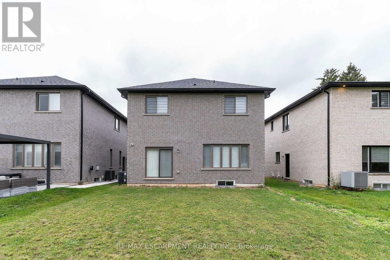44 Miller Drive, Hamilton, Ontario  L9G 2J1 - Photo 26 - X12479223