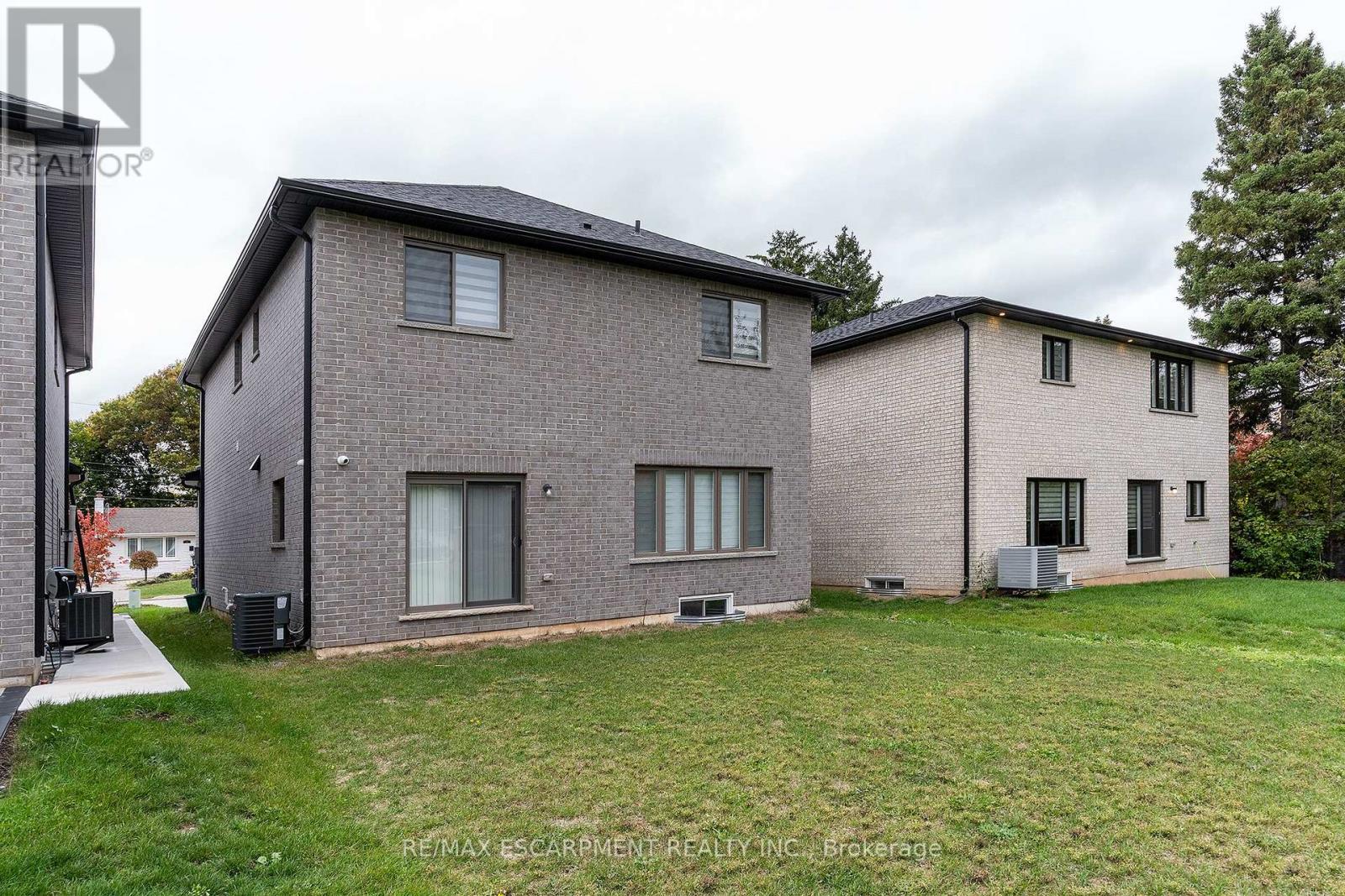 44 Miller Drive, Hamilton, Ontario  L9G 2J1 - Photo 27 - X12479223