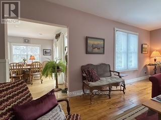 4912 Brown Road, Fort Erie, Ontario  L0S 1N0 - Photo 12 - X12479269