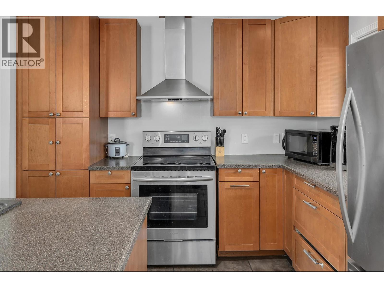 855 Saucier Avenue, Kelowna, British Columbia  V1Y 6A4 - Photo 8 - 10366601