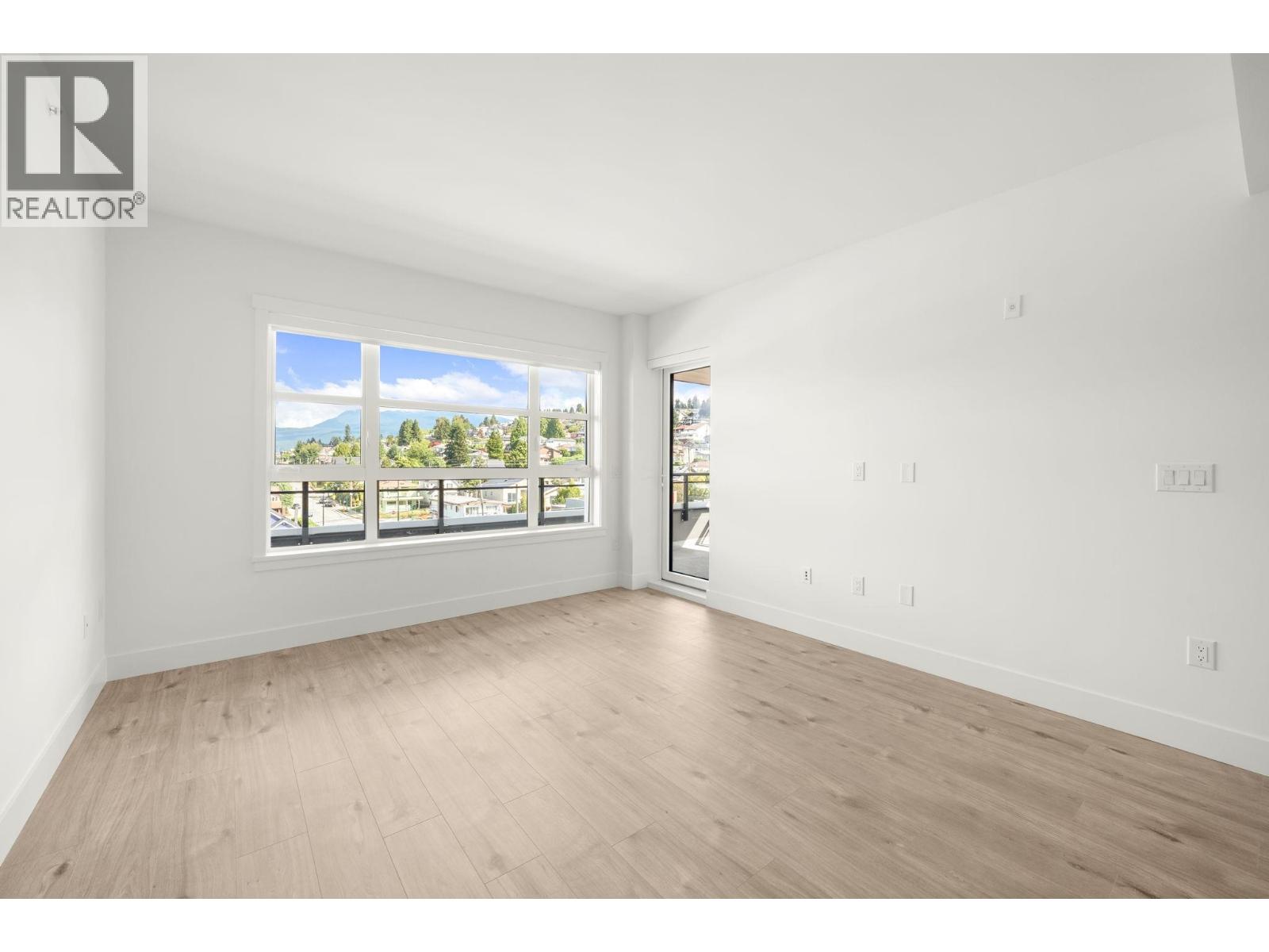504 4788 Hastings Street, Burnaby, British Columbia  V5C 0P4 - Photo 4 - R3061436