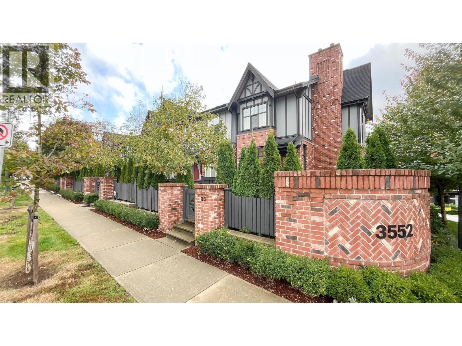 33 3552 Victoria Drive, Coquitlam, British Columbia  V3E 0N7 - Photo 5 - R3061451