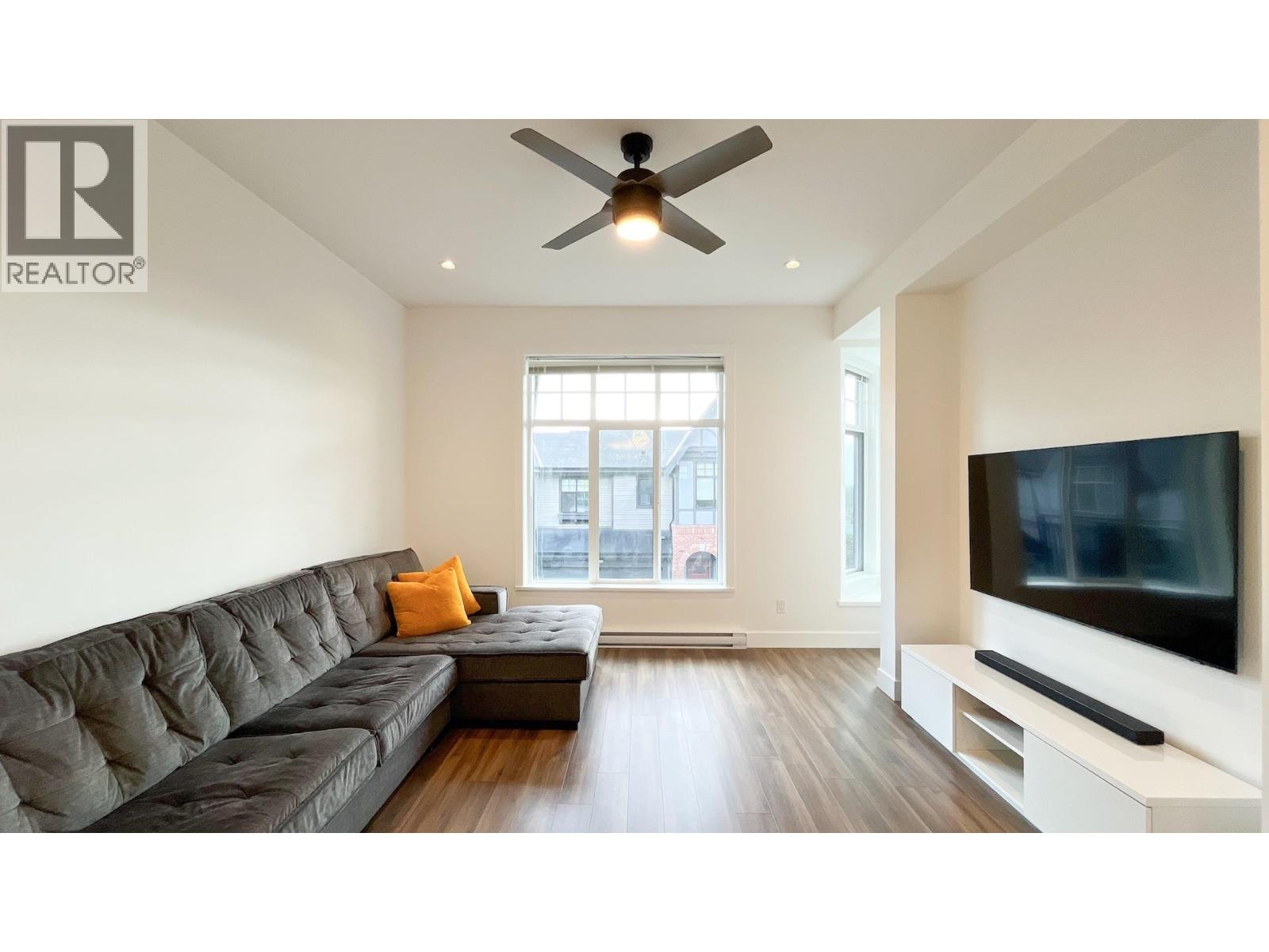33 3552 Victoria Drive, Coquitlam, British Columbia  V3E 0N7 - Photo 6 - R3061451
