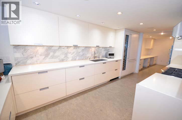 283 Columbia Street, Vancouver, British Columbia  V6A 2R5 - Photo 8 - R3061452