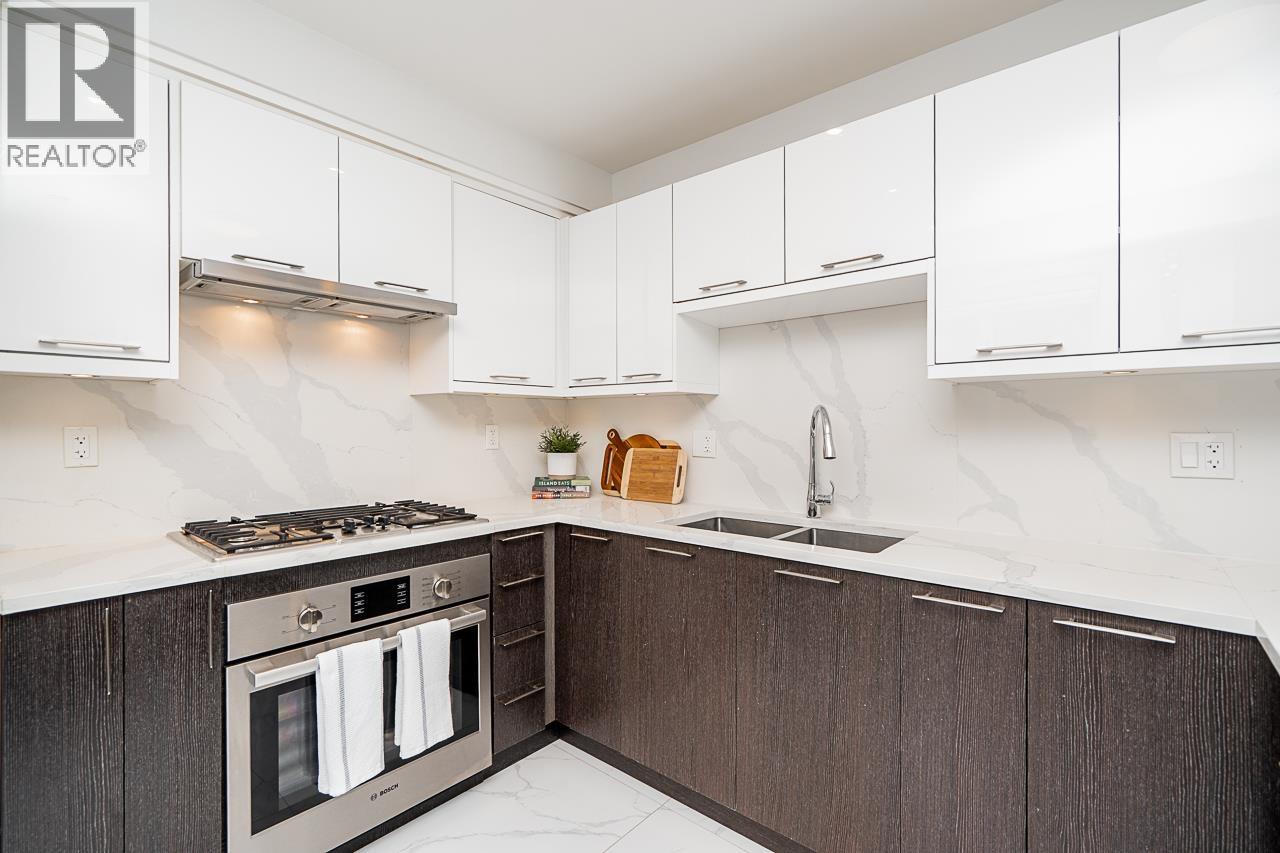 1505 W 60th Avenue, West Vancouver, British Columbia  V6P 2A4 - Photo 12 - R3061454