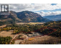 8336 Skimikin Road, chase, British Columbia