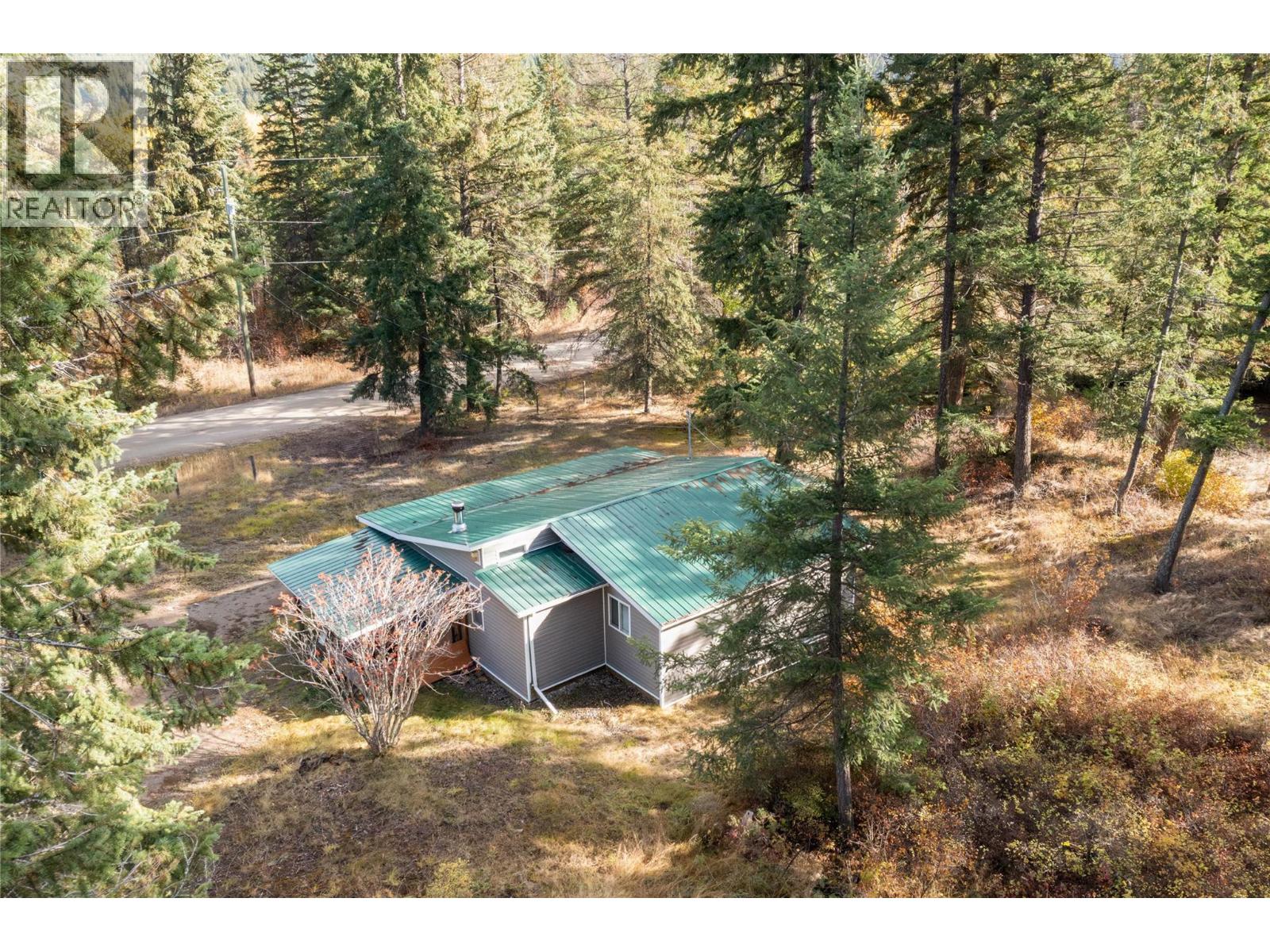 8336 Skimikin Road, Chase, British Columbia  V0E 1M1 - Photo 2 - 10366615