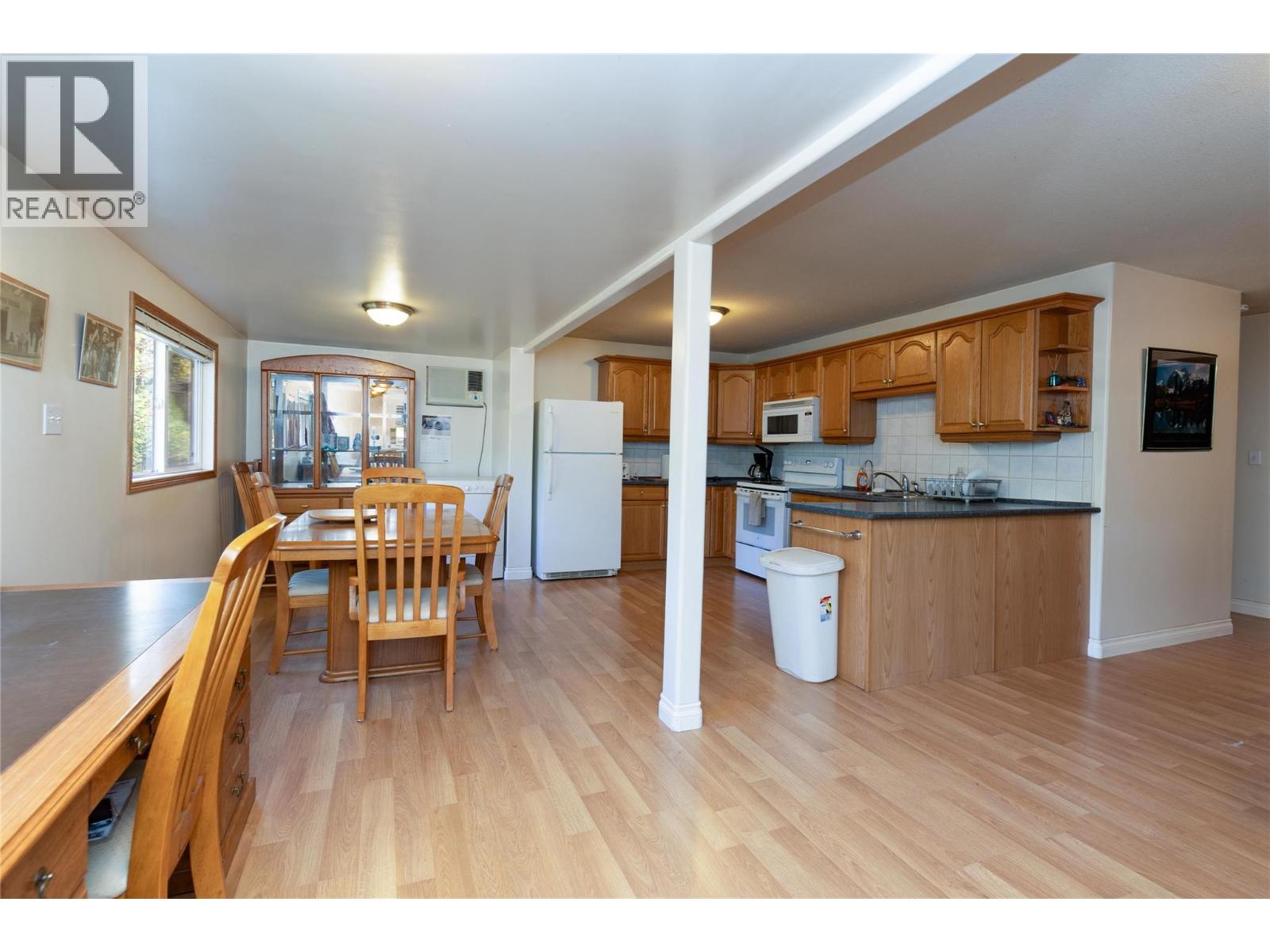 8336 Skimikin Road, Chase, British Columbia  V0E 1M1 - Photo 5 - 10366615