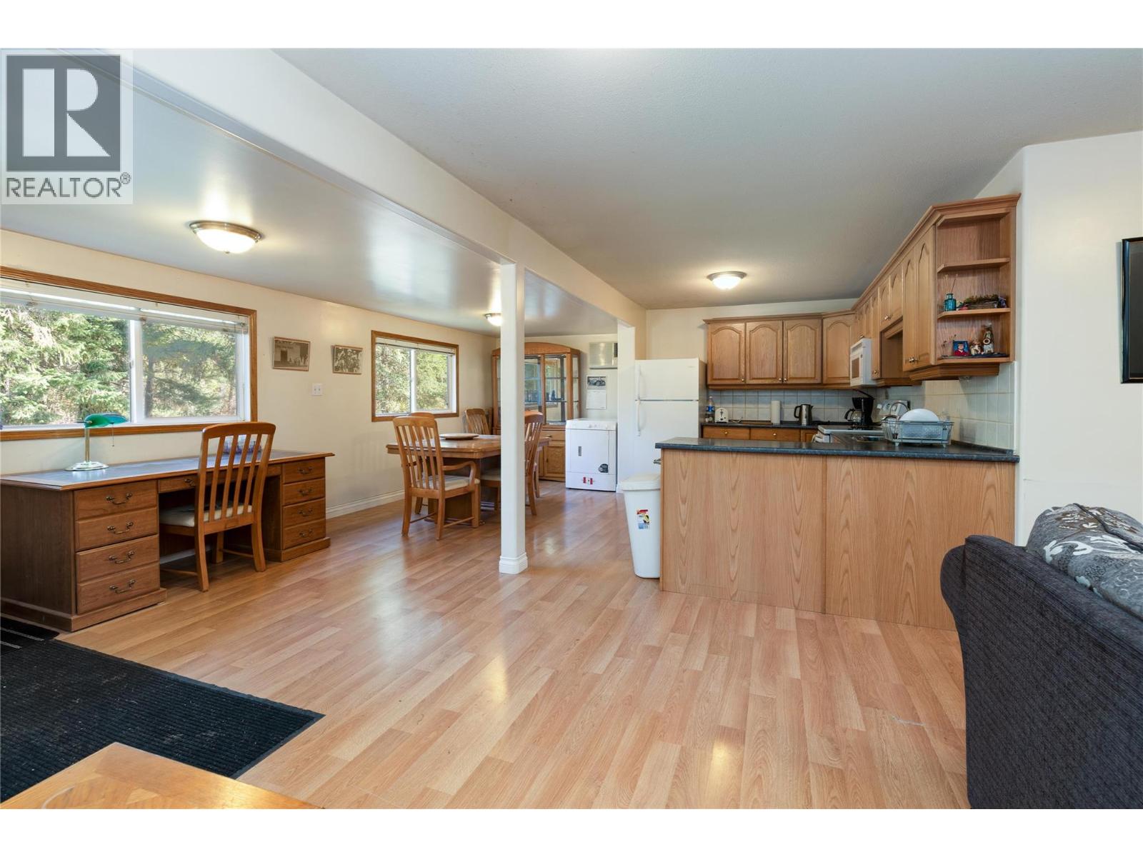 8336 Skimikin Road, Chase, British Columbia  V0E 1M1 - Photo 6 - 10366615