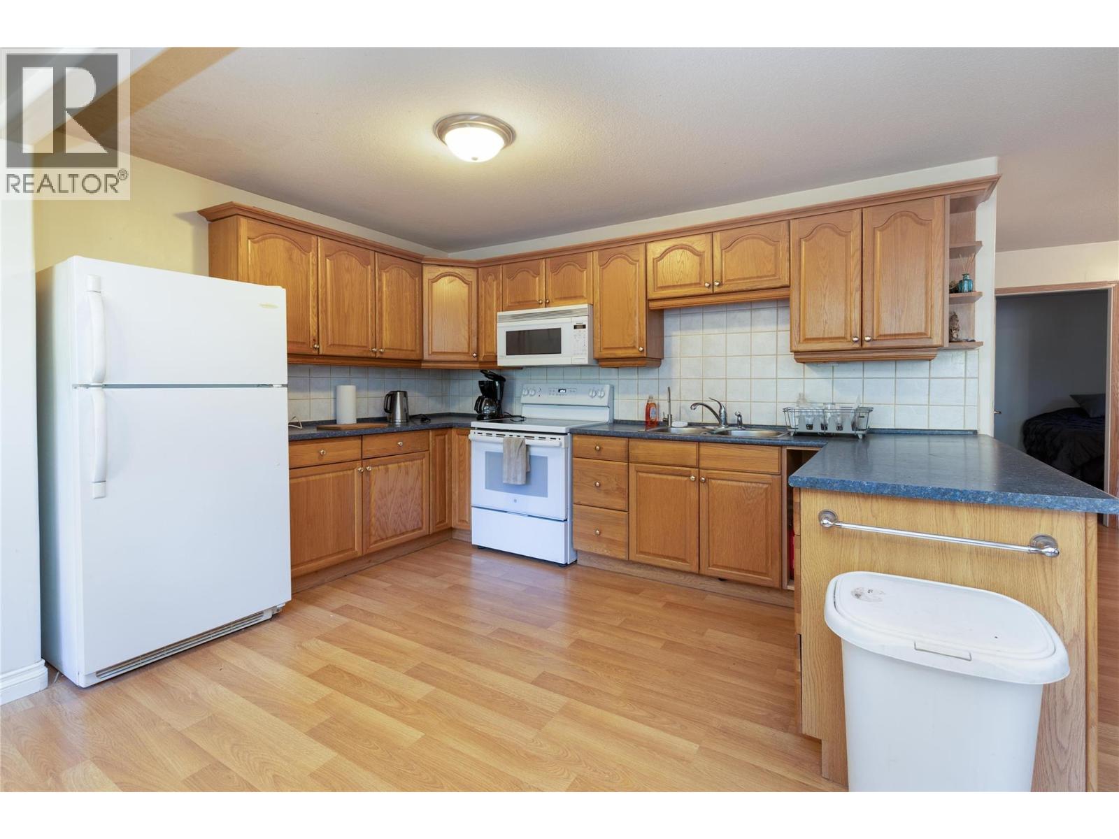 8336 Skimikin Road, Chase, British Columbia  V0E 1M1 - Photo 3 - 10366615