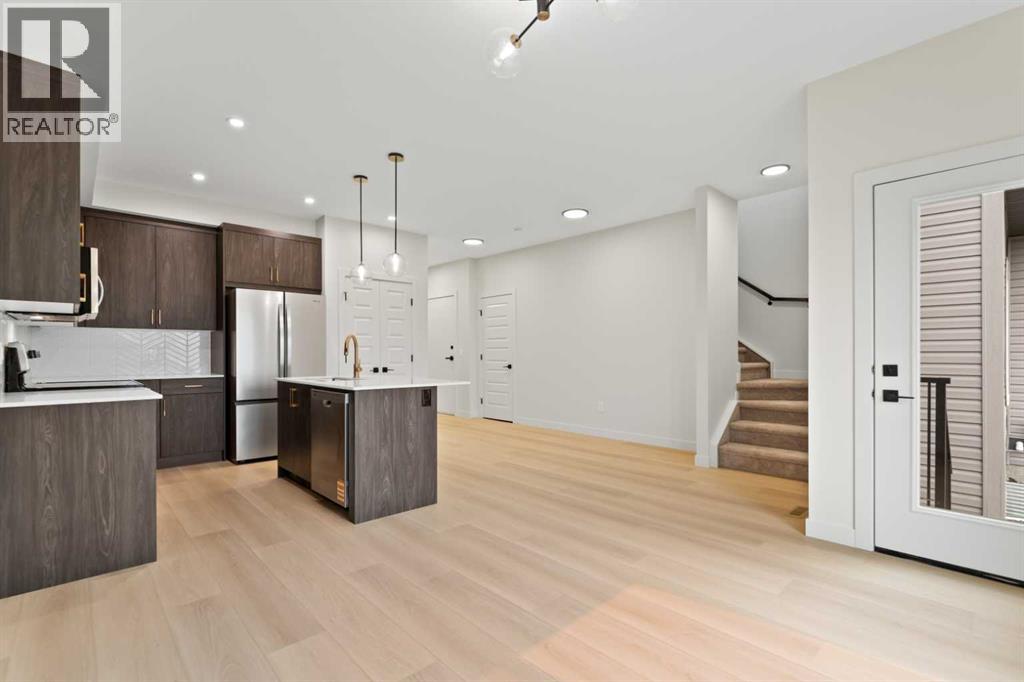 292 Waterford Way, Chestermere, Alberta  T1X 2Z9 - Photo 7 - A2266484