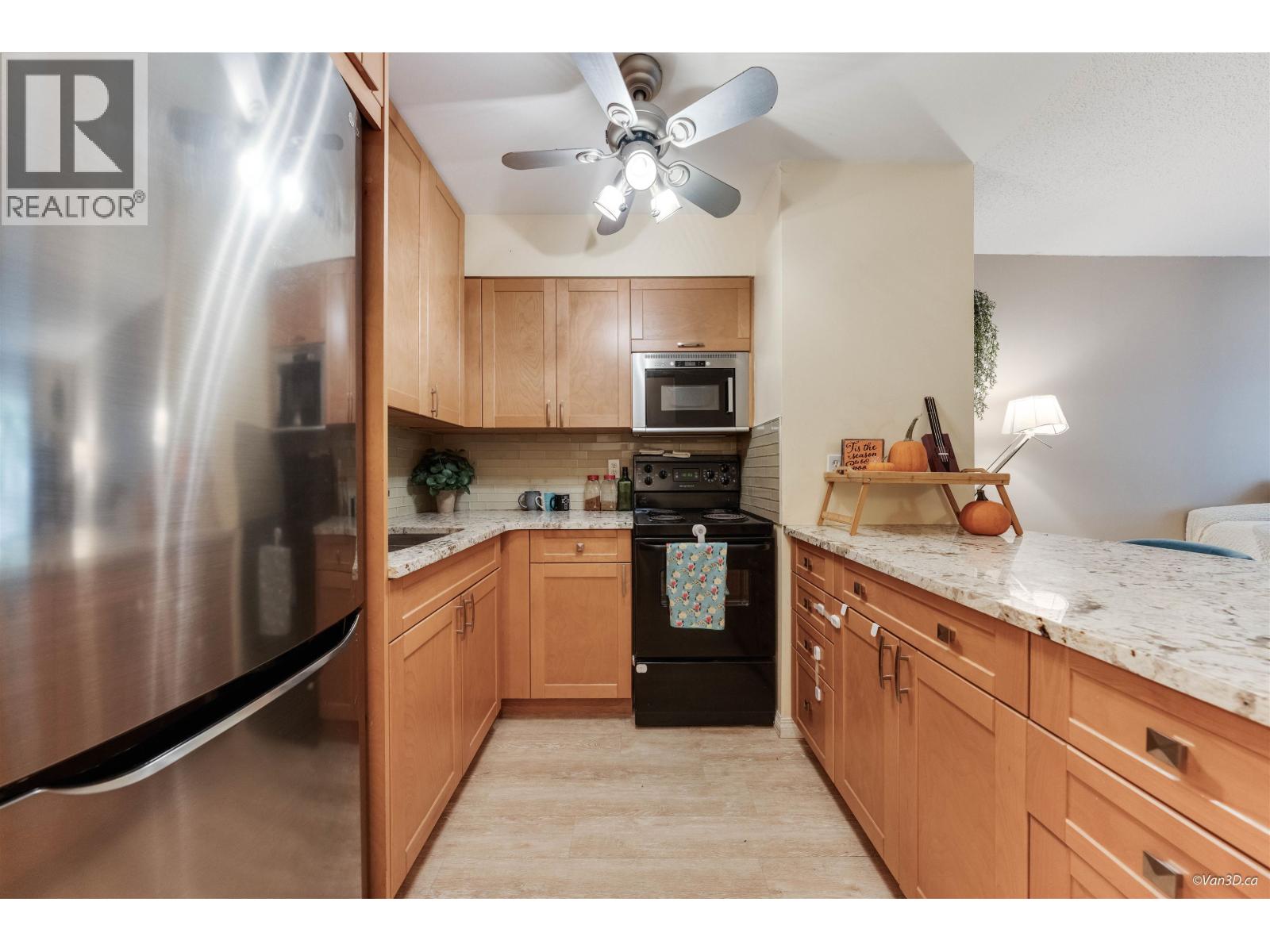 210 1545 E 2nd Avenue, Vancouver, British Columbia  V5N 1C8 - Photo 5 - R3060377