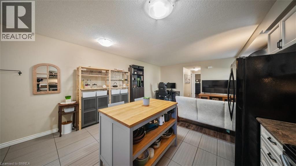 931 Glasgow Street Unit# 14-D, Kitchener, Ontario  N2N 0B6 - Photo 5 - 40776290