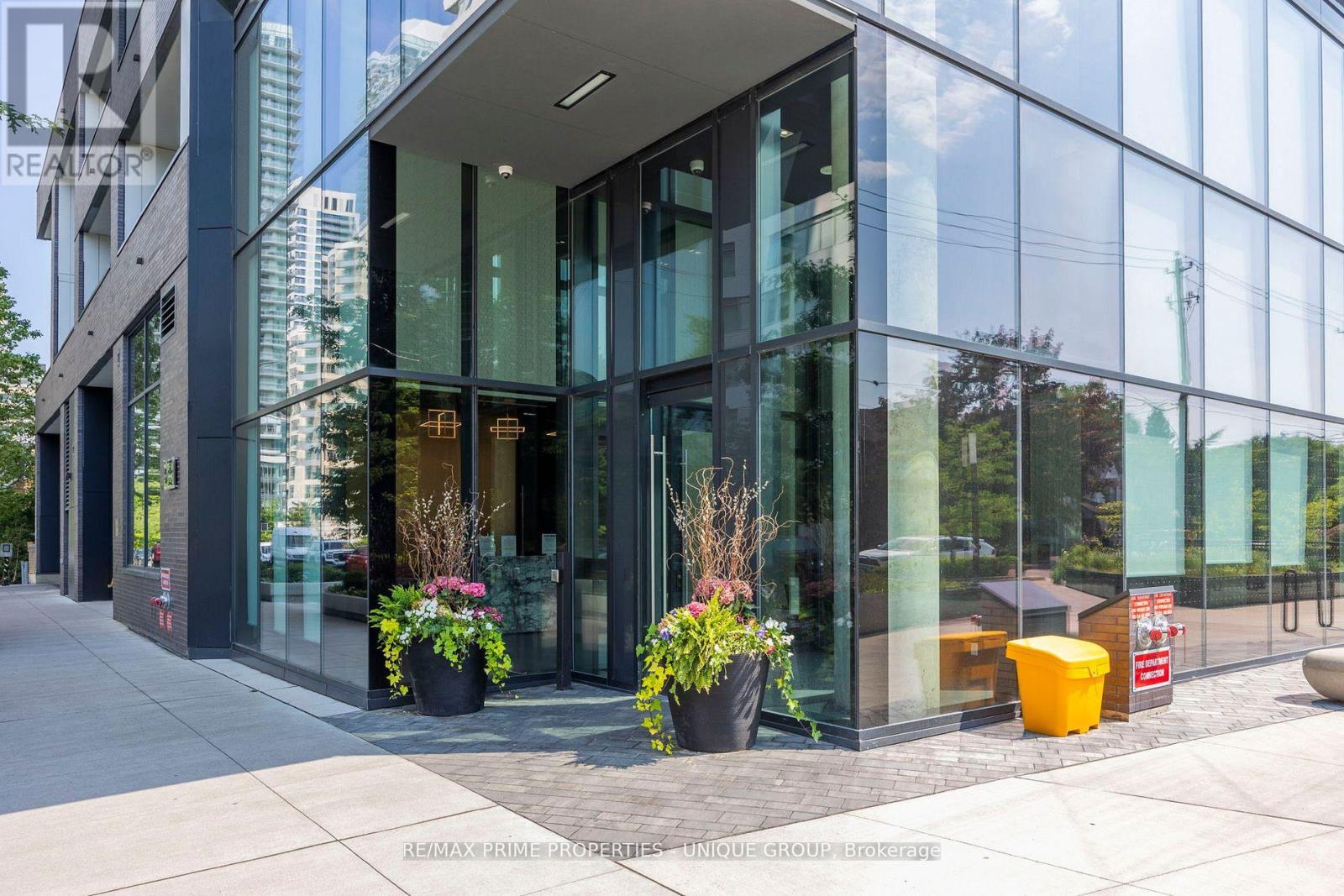 906 - 11 Lillian Street, Toronto, Ontario  M4S 2H7 - Photo 3 - C12479273
