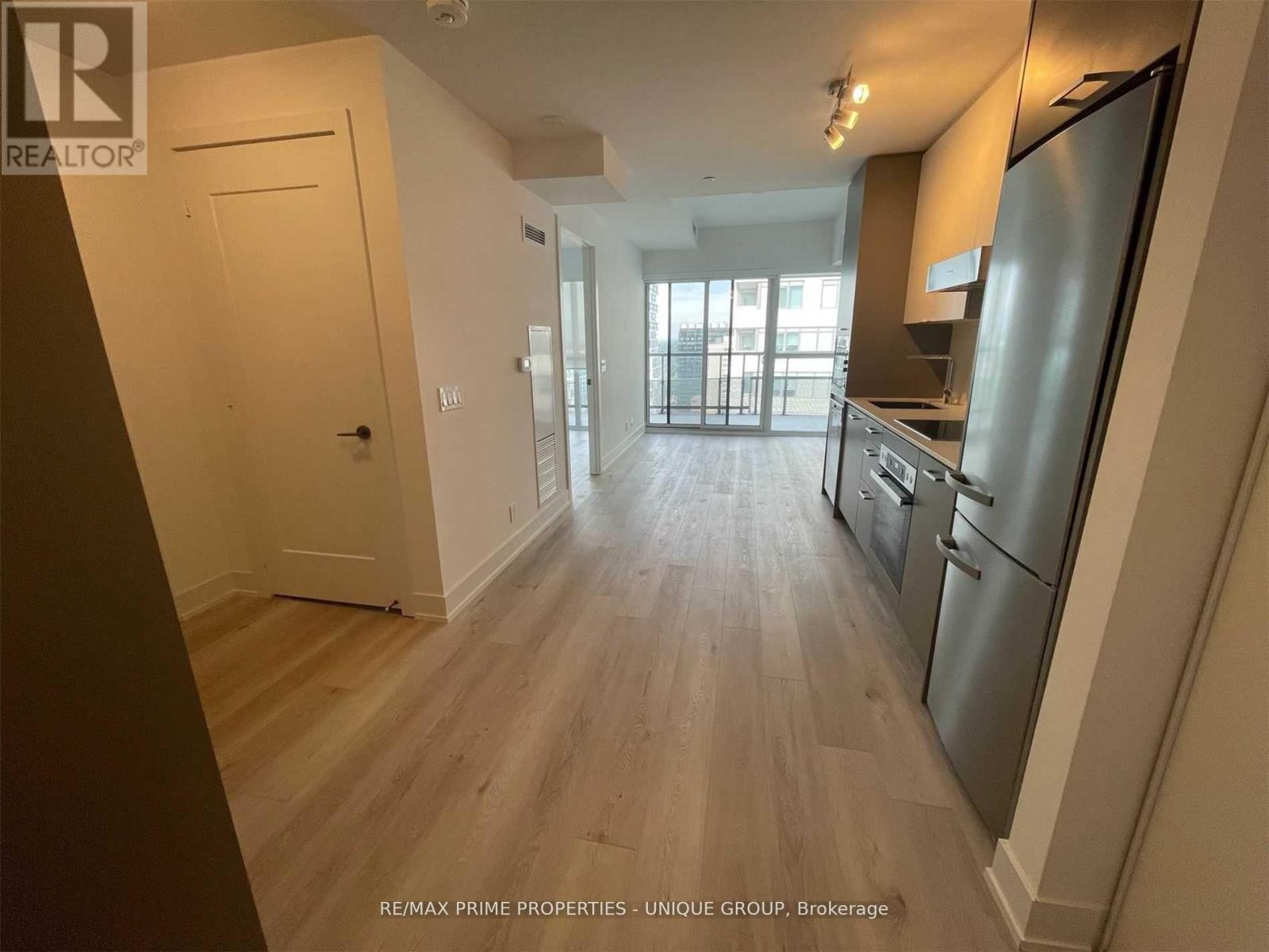 906 - 11 Lillian Street, Toronto, Ontario  M4S 2H7 - Photo 8 - C12479273