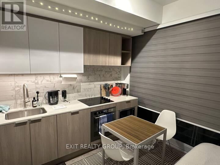 711 - 2020 Bathurst Street, Toronto, Ontario  M5P 0A6 - Photo 19 - C12479299