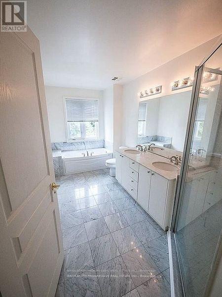 418 - 11 Everson Drive, Toronto (Willowdale East), Ontario  M2N 7B9 - Photo 12 - C12409989