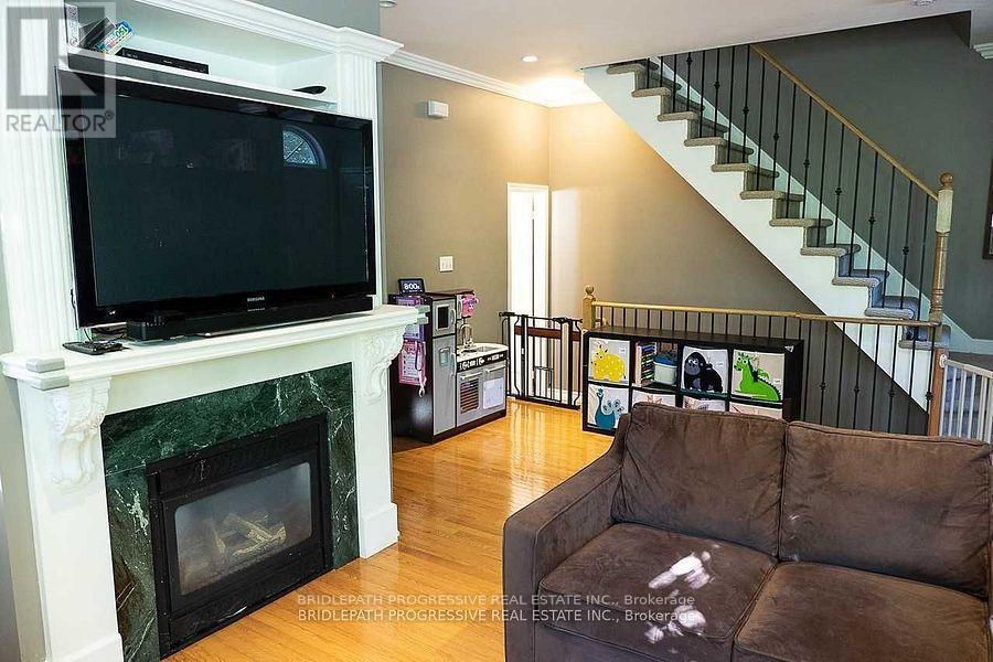 418 - 11 Everson Drive, Toronto (Willowdale East), Ontario  M2N 7B9 - Photo 4 - C12409989