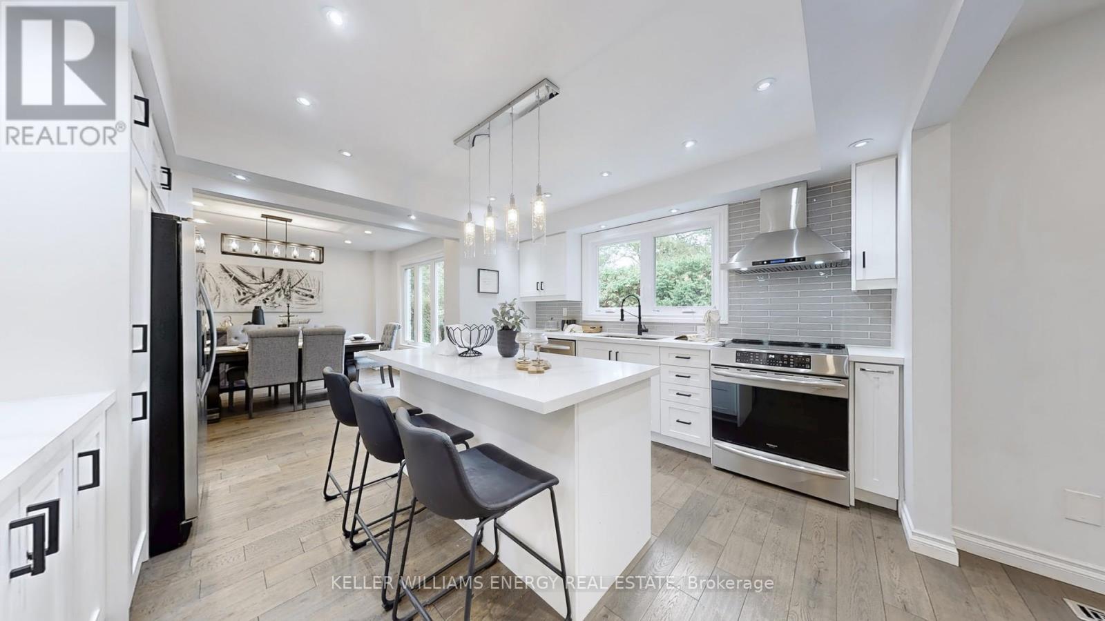 29 Fry Court, Markham (Markham Village), Ontario  L3P 4G9 - Photo 13 - N12479378