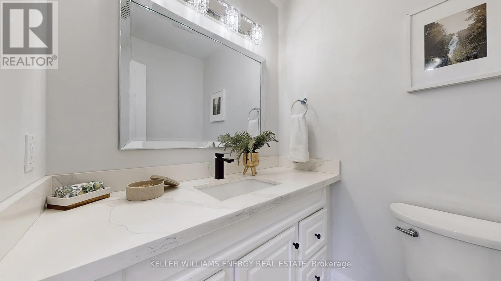 29 Fry Court, Markham (Markham Village), Ontario  L3P 4G9 - Photo 18 - N12479378
