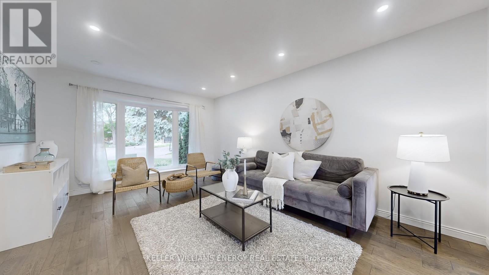 29 Fry Court, Markham (Markham Village), Ontario  L3P 4G9 - Photo 2 - N12479378