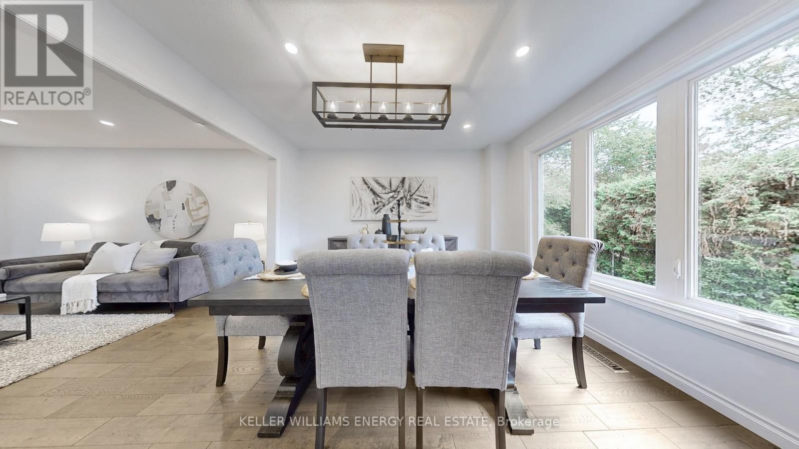 29 Fry Court, Markham (Markham Village), Ontario  L3P 4G9 - Photo 6 - N12479378