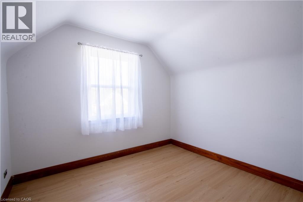 186 Huxley Avenue S, Hamilton, Ontario  L8K 2R3 - Photo 13 - 40767776