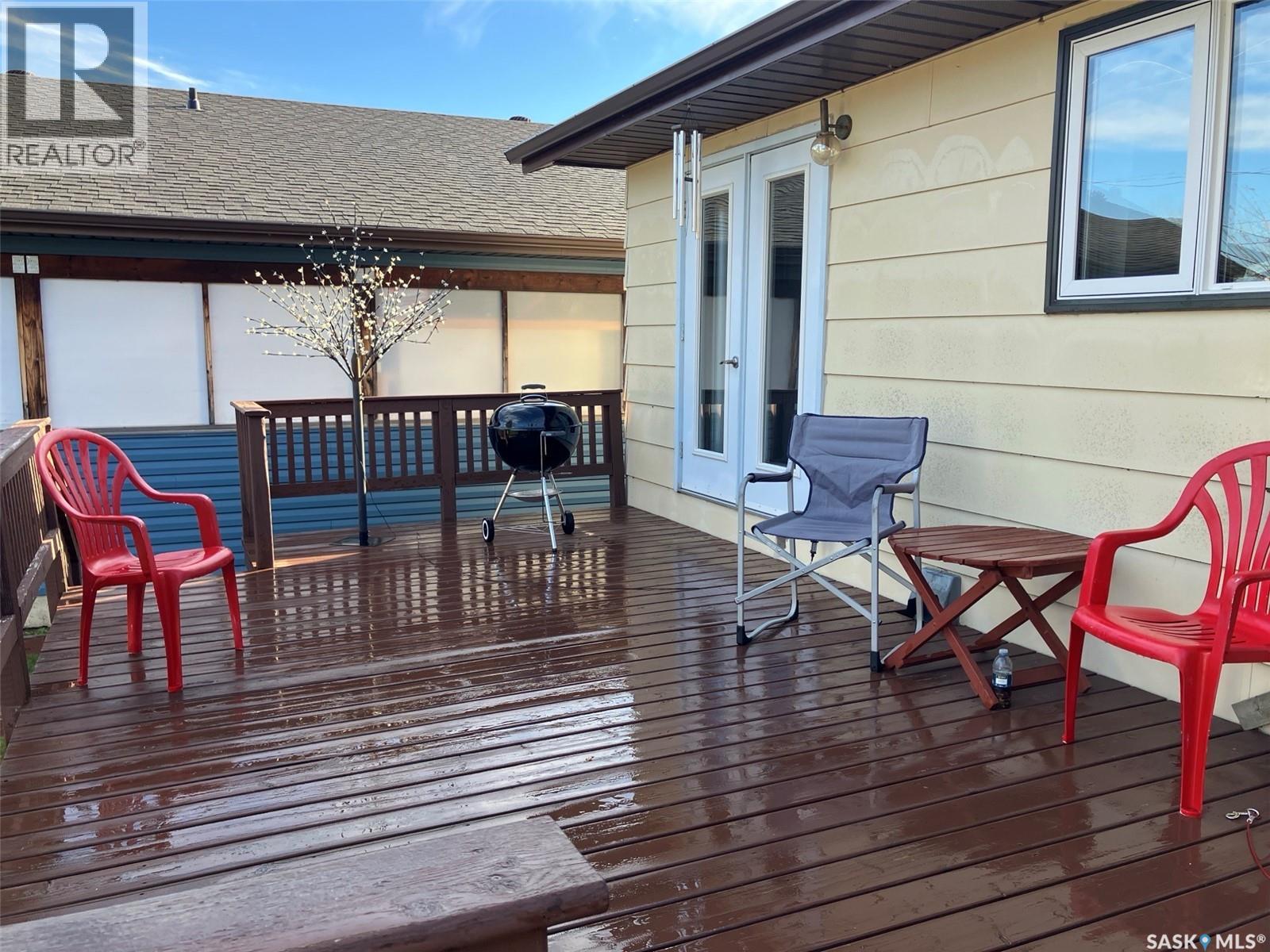 419 8th Avenue W, Nipawin, Saskatchewan  S0E 1E0 - Photo 16 - SK020845