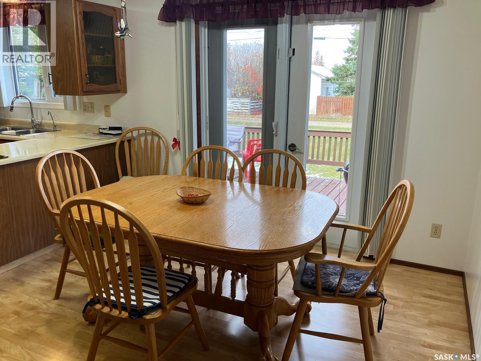 419 8th Avenue W, Nipawin, Saskatchewan  S0E 1E0 - Photo 14 - SK020845