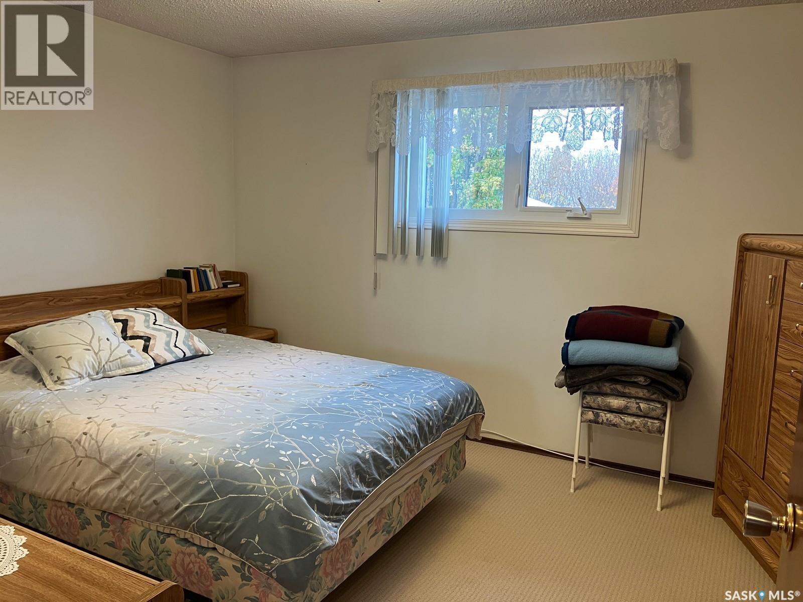 419 8th Avenue W, Nipawin, Saskatchewan  S0E 1E0 - Photo 21 - SK020845