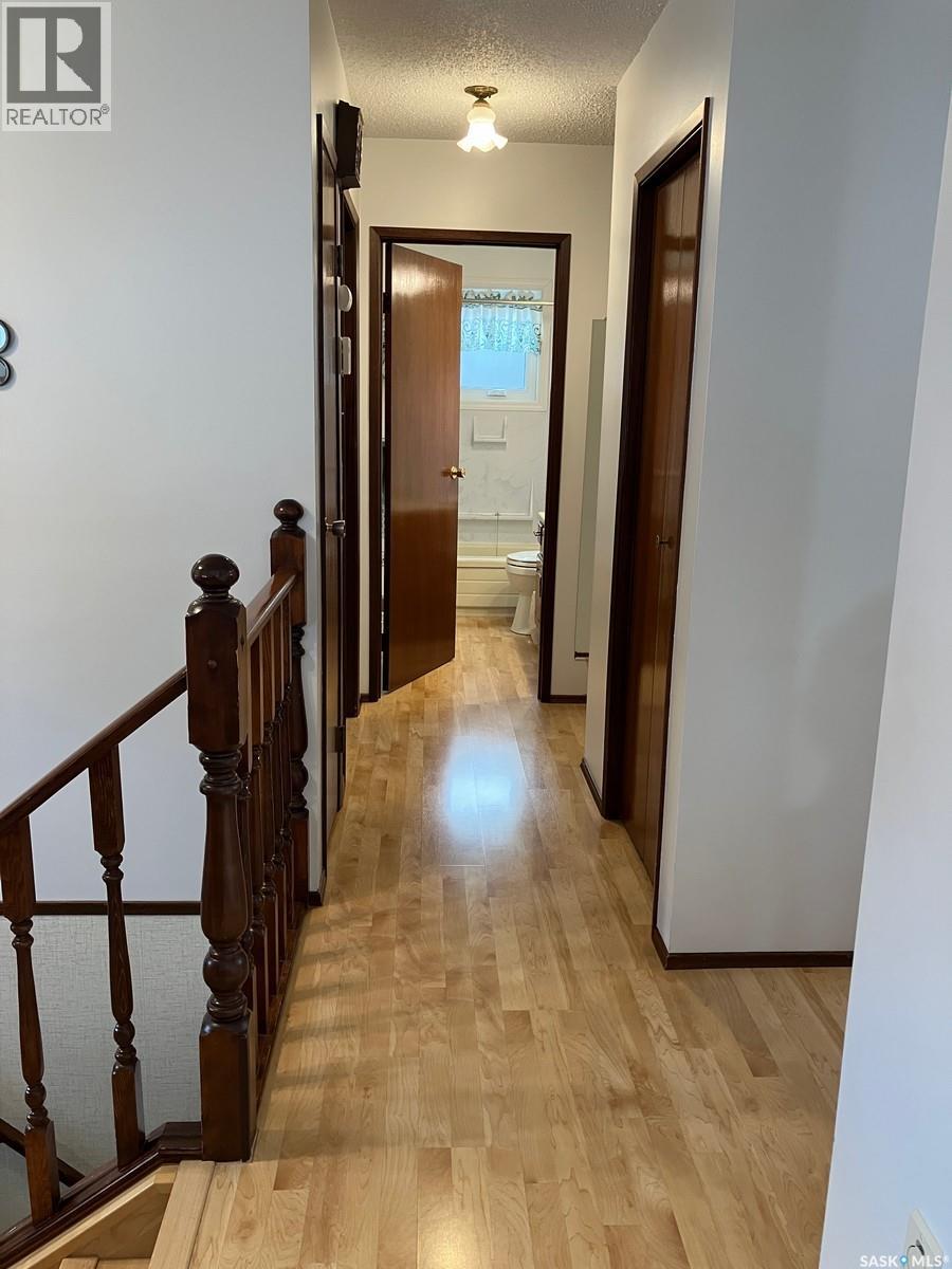 419 8th Avenue W, Nipawin, Saskatchewan  S0E 1E0 - Photo 18 - SK020845