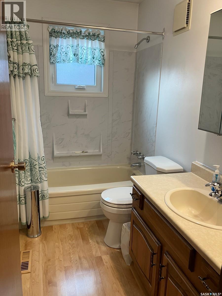 419 8th Avenue W, Nipawin, Saskatchewan  S0E 1E0 - Photo 23 - SK020845