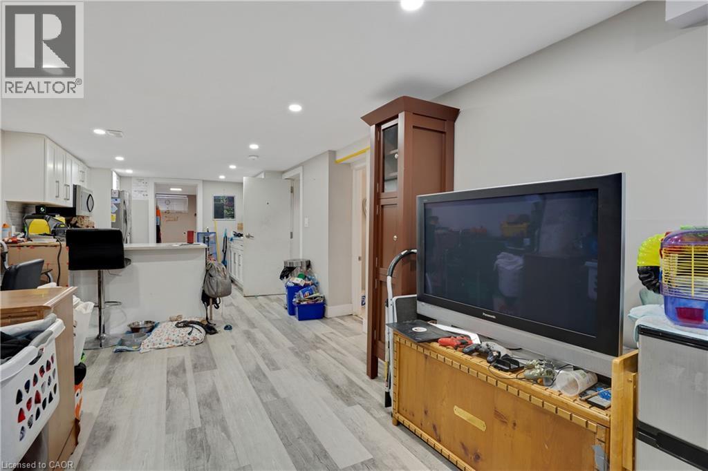 111 Franklin Street N, Kitchener, Ontario  N2A 1Y3 - Photo 27 - 40781342