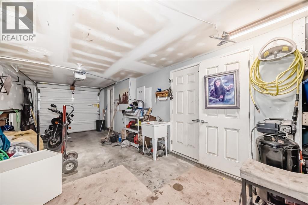 206 Sherwood Lane Nw, Calgary, Alberta  T3R 0V3 - Photo 28 - A2235711