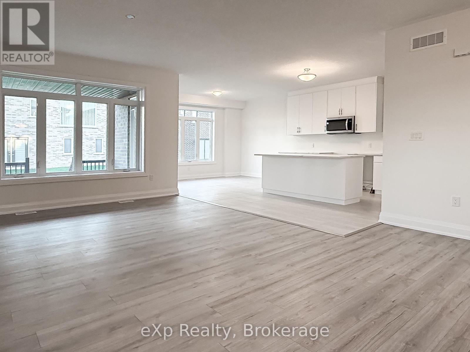 #upper - 347 Canada Plum Street, Waterloo, Ontario  N2V 0C3 - Photo 3 - X12479296