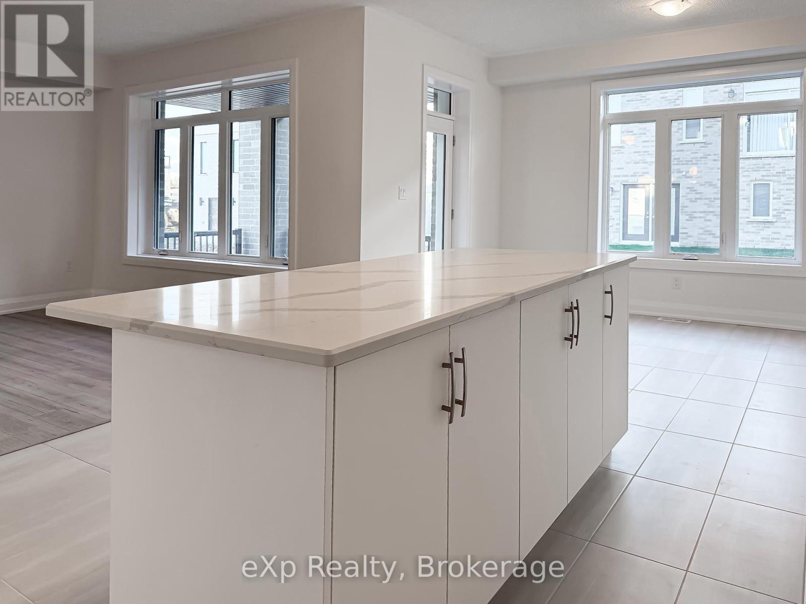 #upper - 347 Canada Plum Street, Waterloo, Ontario  N2V 0C3 - Photo 5 - X12479296