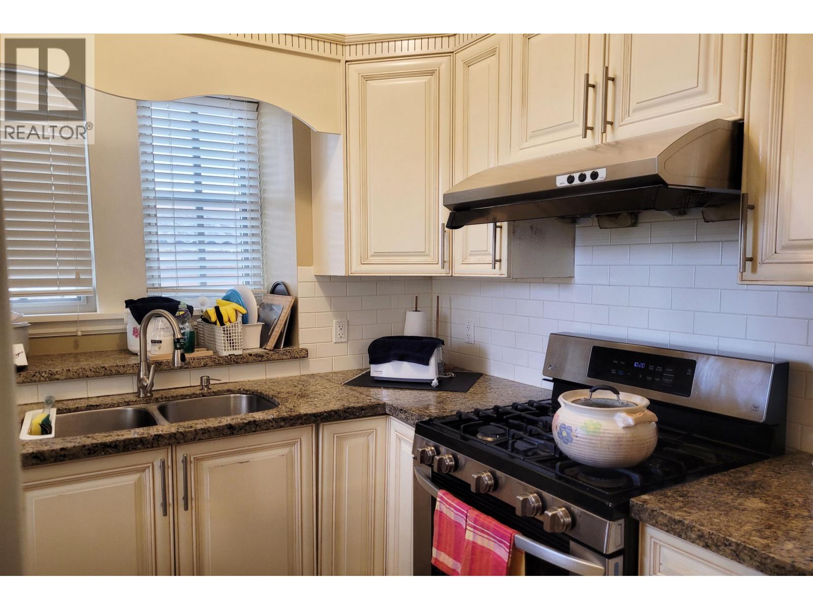 2228 W 22nd Avenue, Vancouver, British Columbia  V6L 1L7 - Photo 8 - R3059290
