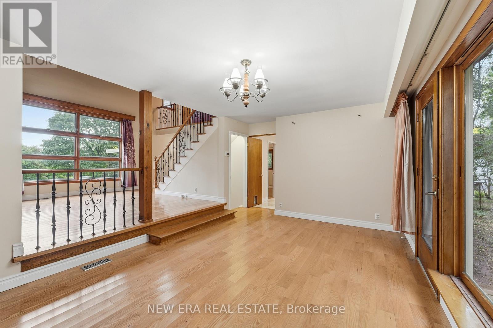 508 Cliffview Road, Pickering, Ontario  L1W 2N9 - Photo 14 - E12479240