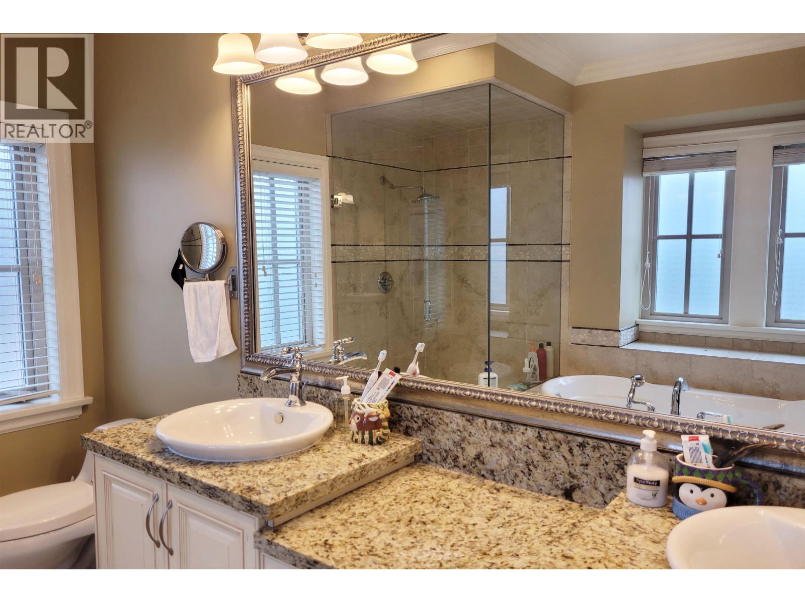 2228 W 22nd Avenue, Vancouver, British Columbia  V6L 1L7 - Photo 13 - R3059290