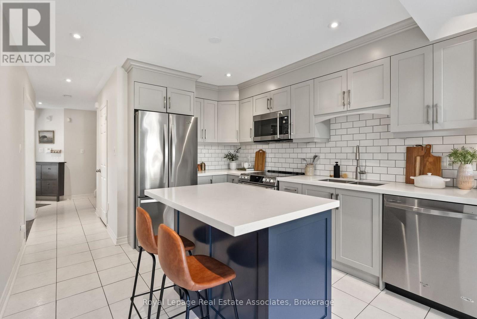 24 Spinning Lane, Whitby, Ontario  L1P 1M8 - Photo 18 - E12479271