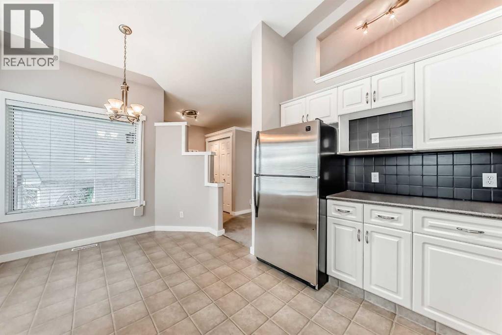 82 Sierra Morena Green Sw, Calgary, Alberta  T3H 3E5 - Photo 11 - A2262519