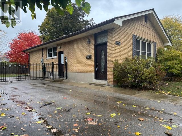 1938 ROYAL CRESCENT, London East, Ontario